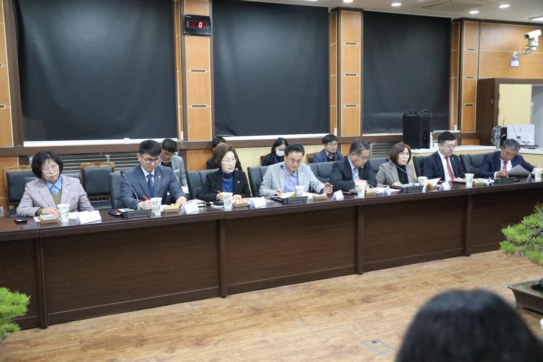 '박덕흠 국회의원 초청 정책간담회(23.03.27)' 게시글의 사진(2) '0O0A0473.JPG'