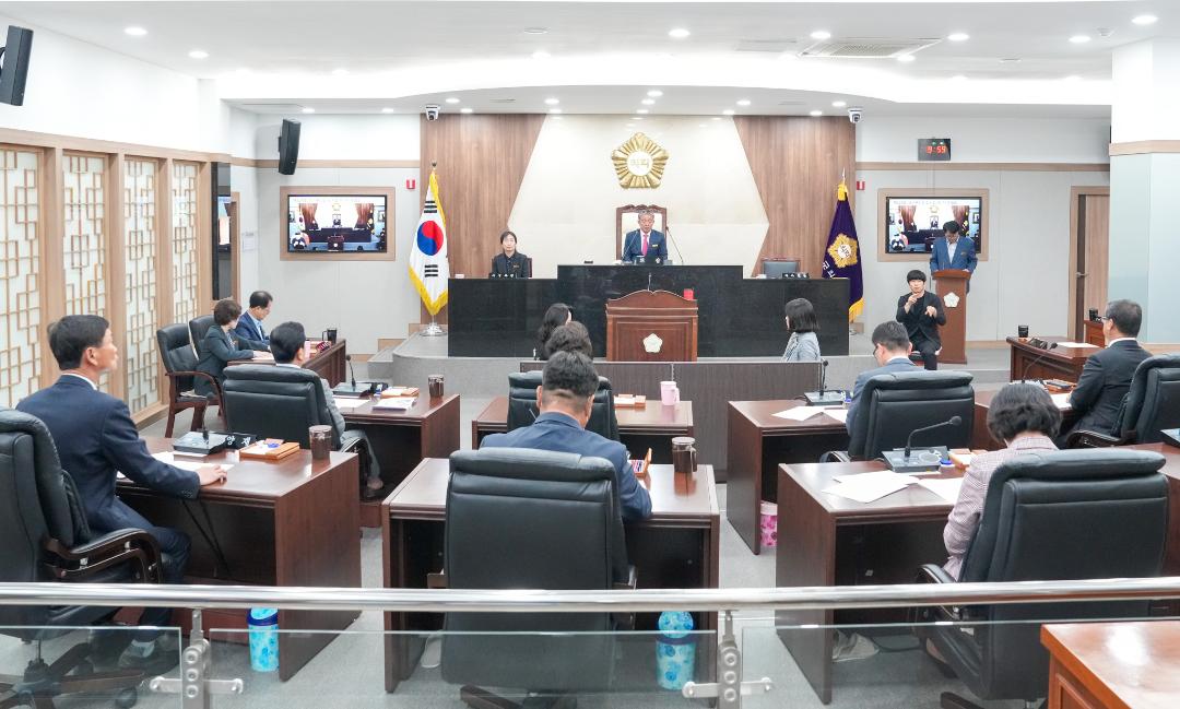 '제329회 임시회 (24.5.16)' 게시글의 사진(2) 'DSC03798.jpg'