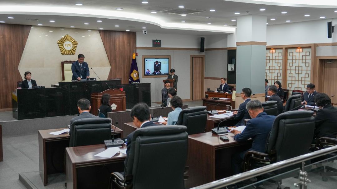 '제355회 임시회(24.10.10.)' 게시글의 사진(1) 'DSC01650.jpg'