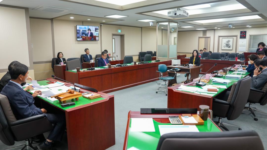 '제351회 임시회(26.5.14.)' 게시글의 사진(5) 'DSC05282.jpg'